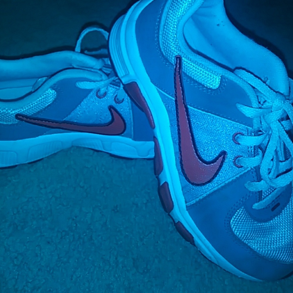 Boys sneakers